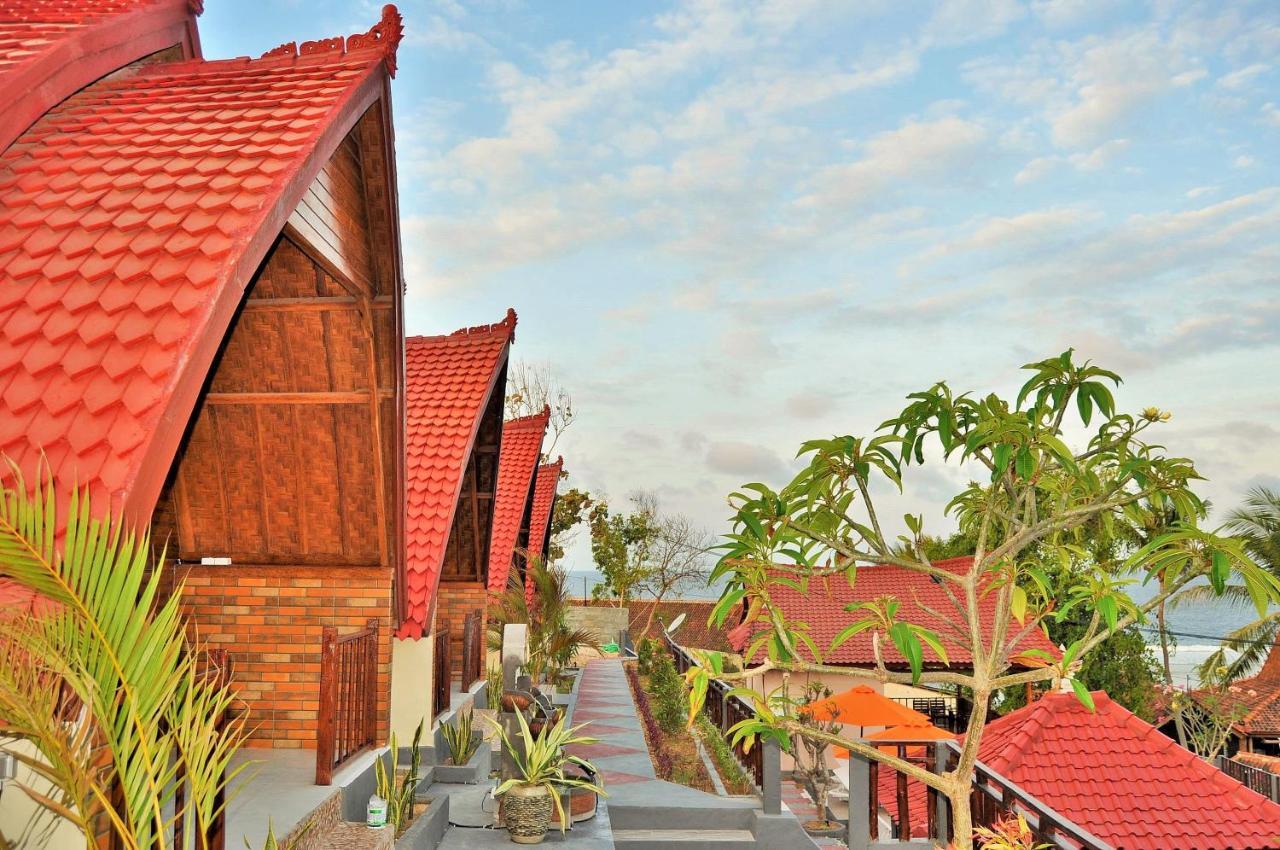 Batununggul Surya Chandra Beach Bungalow מראה חיצוני תמונה