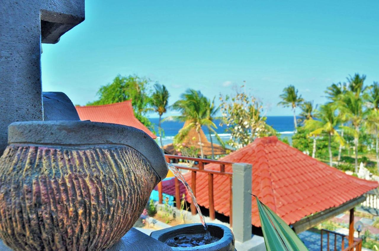 Batununggul Surya Chandra Beach Bungalow מראה חיצוני תמונה