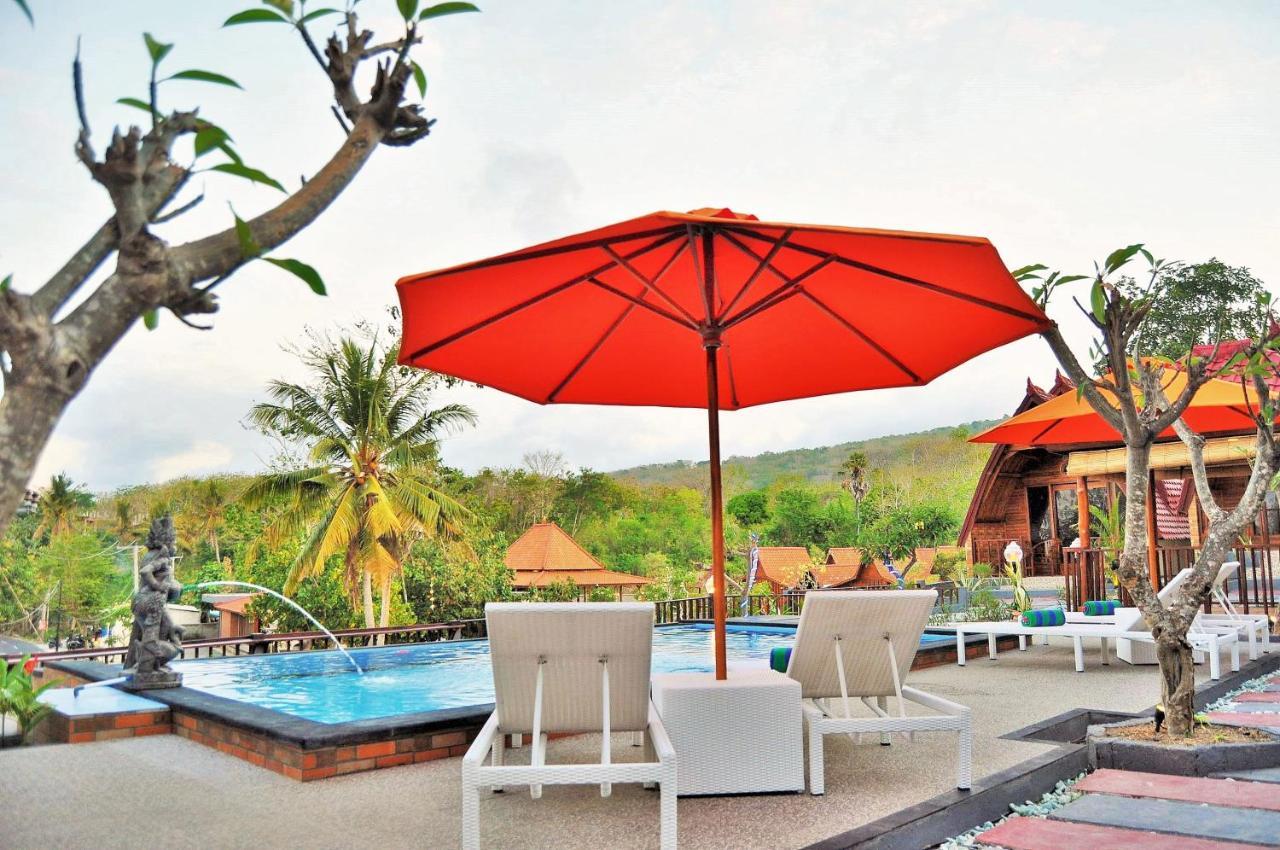 Batununggul Surya Chandra Beach Bungalow מראה חיצוני תמונה