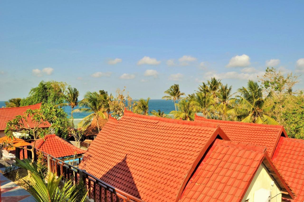 Batununggul Surya Chandra Beach Bungalow מראה חיצוני תמונה