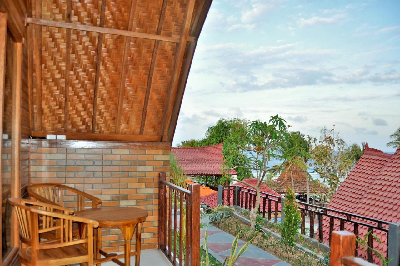 Batununggul Surya Chandra Beach Bungalow מראה חיצוני תמונה