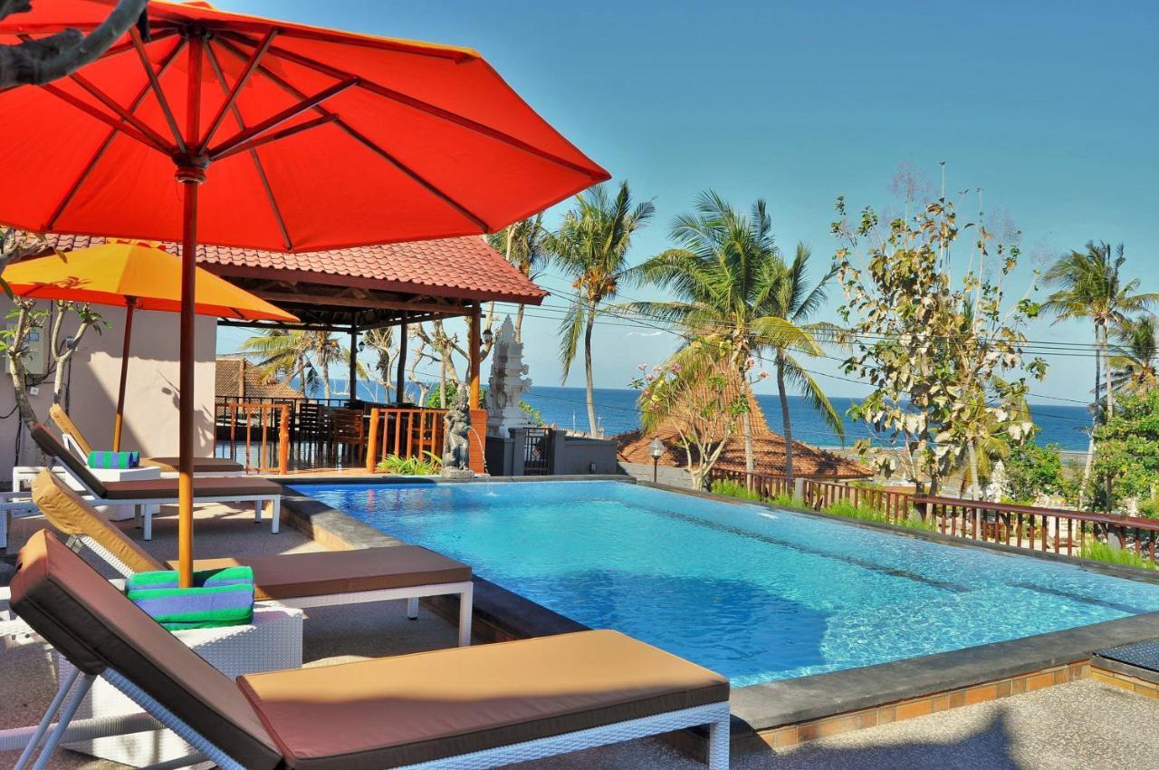 Batununggul Surya Chandra Beach Bungalow מראה חיצוני תמונה
