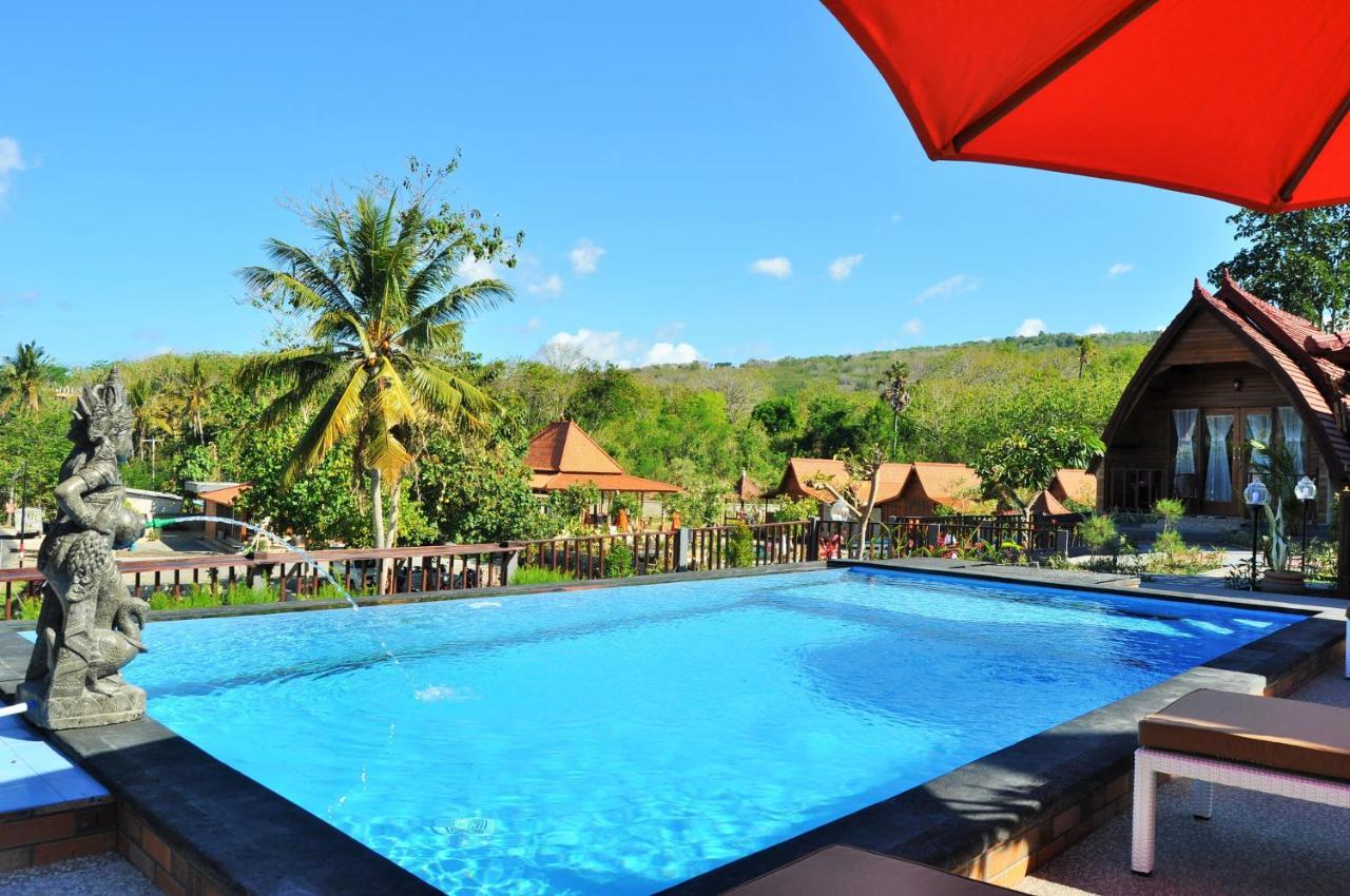 Batununggul Surya Chandra Beach Bungalow מראה חיצוני תמונה